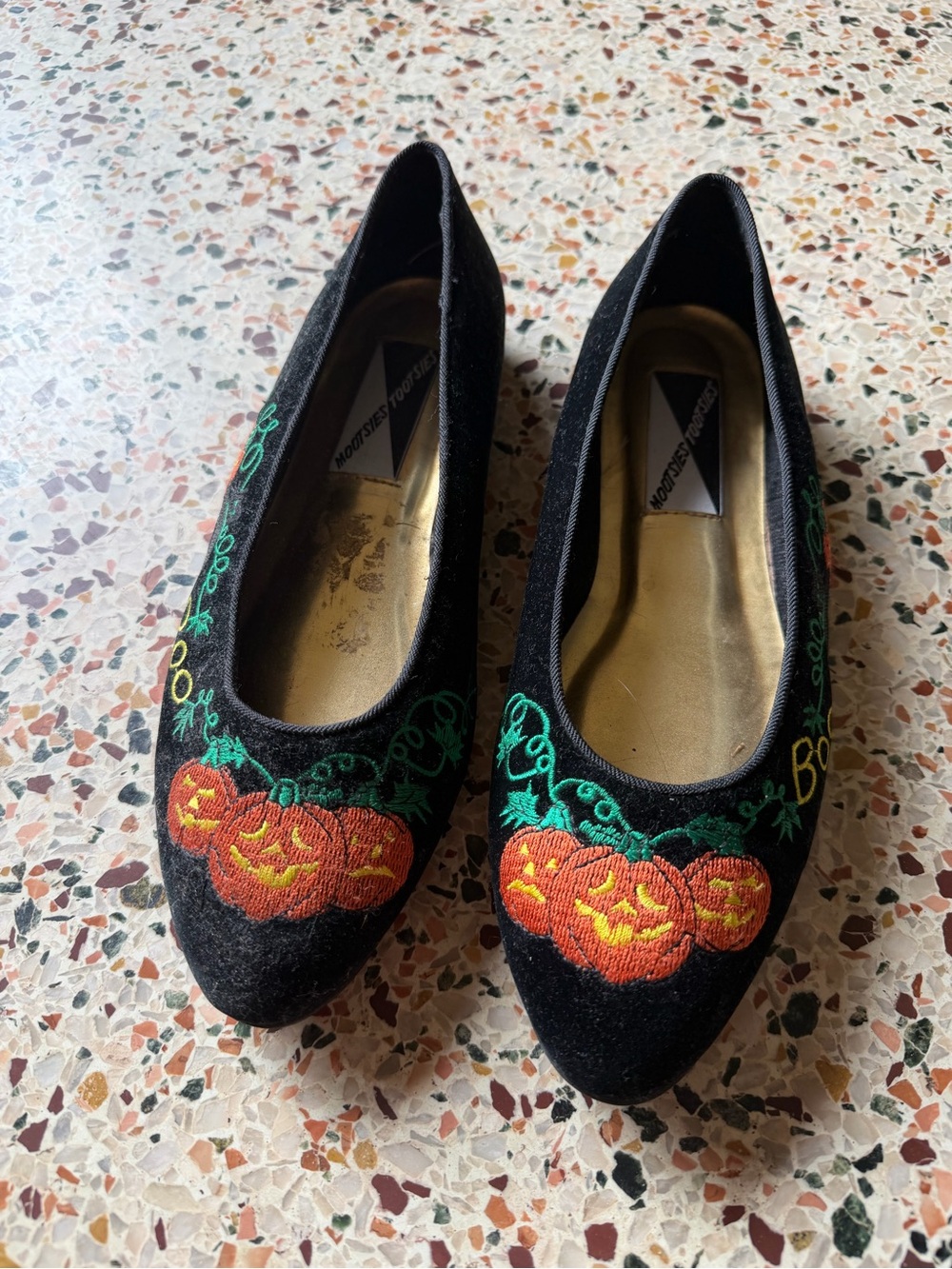 Mootsies Tootsies Black Flats with Embroidered Orange Pumpkin Motif